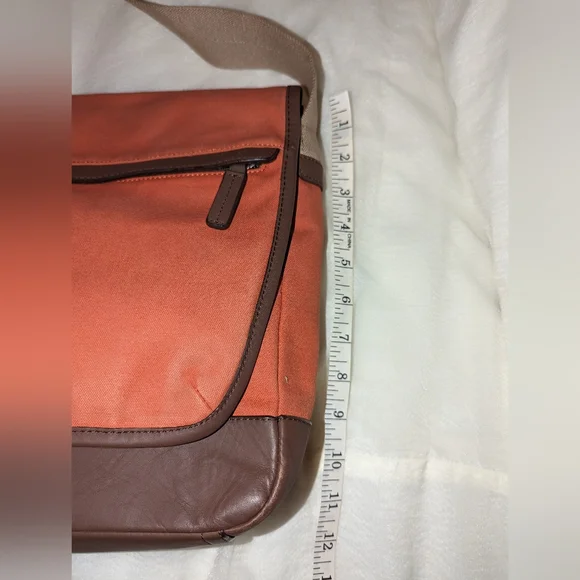 AUTHENTIC COACH MENS CAMDEN ORANGE CANVAS LARGE MESSENGER BAG #70829 GUC - Picture 5 of 16